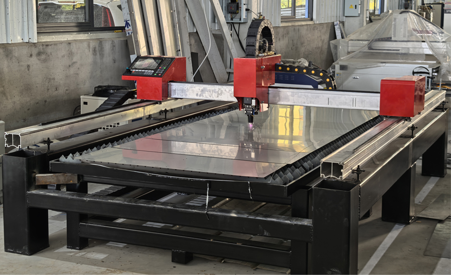 Industrial Grade 3015 Water-Co - Industrial Laser Cutting Machine Price avaliação e preço